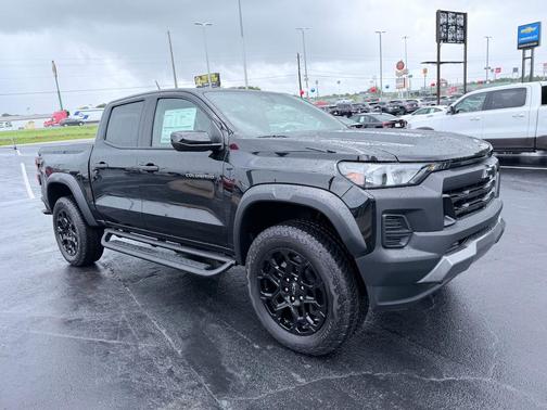 Black 2026 Chevrolet Colorado Trail Boss