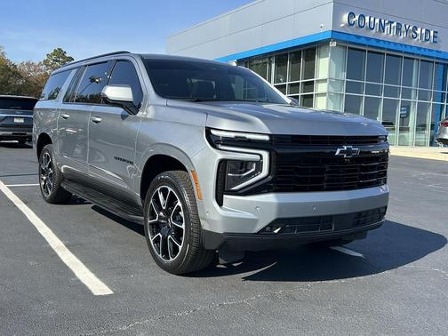 2025 Chevrolet Suburban RST