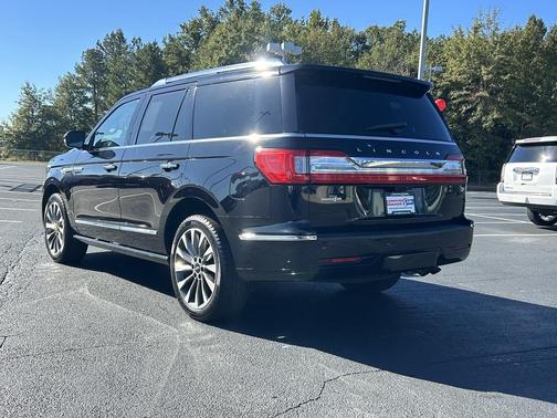 2019 Lincoln Navigator Select