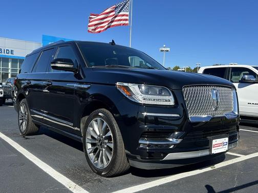 2019 Lincoln Navigator Select