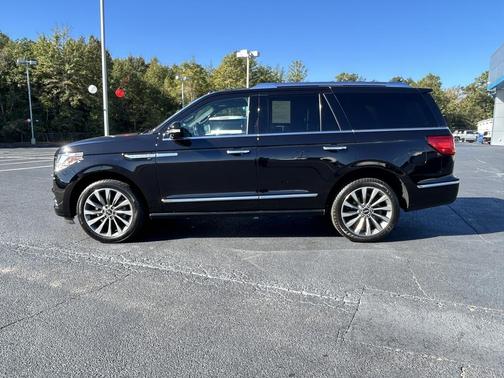 2019 Lincoln Navigator Select