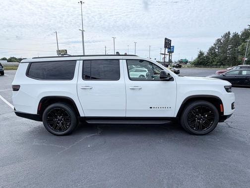 Bright White Clearcoat 2024 Jeep Wagoneer L Series II Carbide 4x2