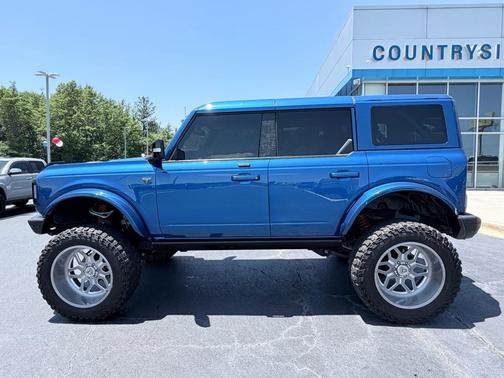 Lightning Blue Metallic 2021 Ford Bronco First Edition