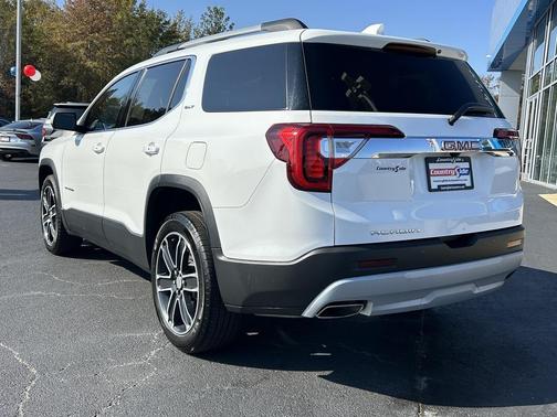 2023 GMC Acadia FWD SLT