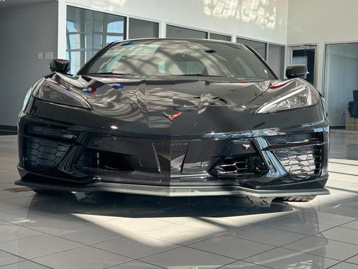 2026 Chevrolet Corvette Stingray w/2LT