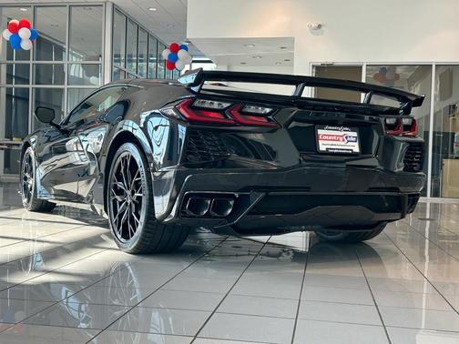 2026 Chevrolet Corvette Stingray w/2LT