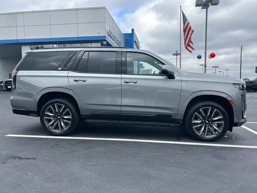 2023 Cadillac Escalade Sport