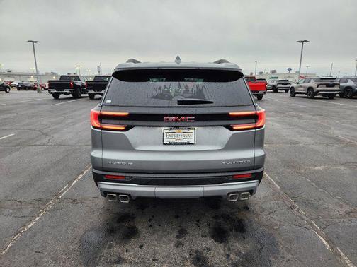 2026 GMC Acadia Elevation FWD