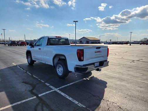 2025 GMC Sierra 1500 Pro