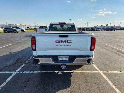 2025 GMC Sierra 1500 Pro