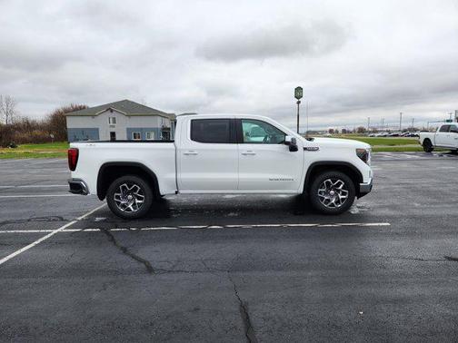 2026 GMC Sierra 1500 SLE
