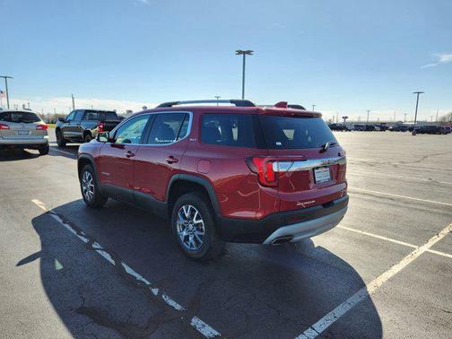 2023 GMC Acadia FWD SLT