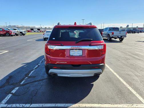 2023 GMC Acadia FWD SLT