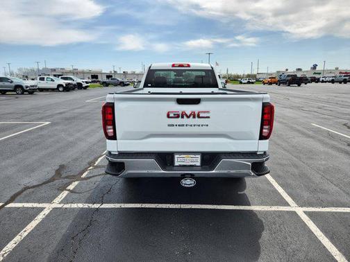 2025 GMC Sierra 1500 Pro