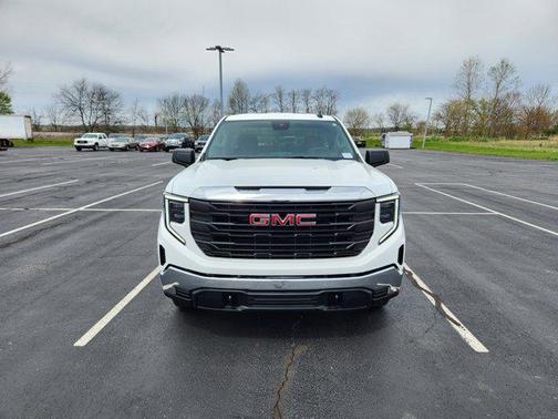 2025 GMC Sierra 1500 Pro