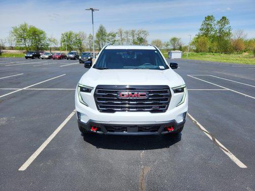 2025 GMC Acadia AWD AT4