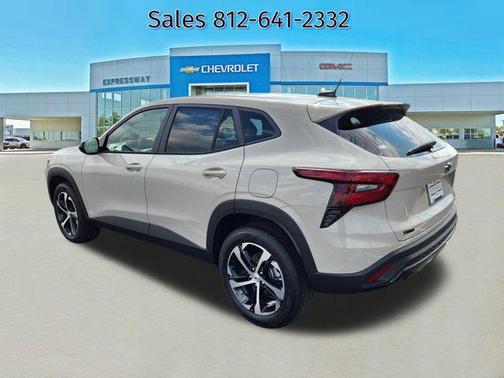 White Sands 2026 Chevrolet Trax FWD 1RS