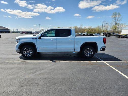 2022 GMC Sierra 1500 SLT