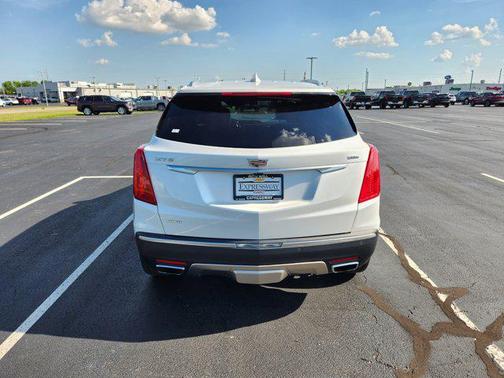 2017 Cadillac XT5 Platinum