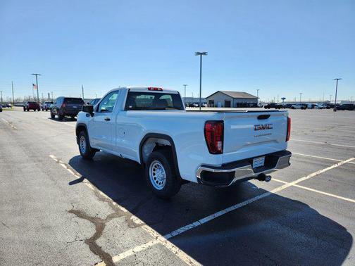 2025 GMC Sierra 1500 Pro