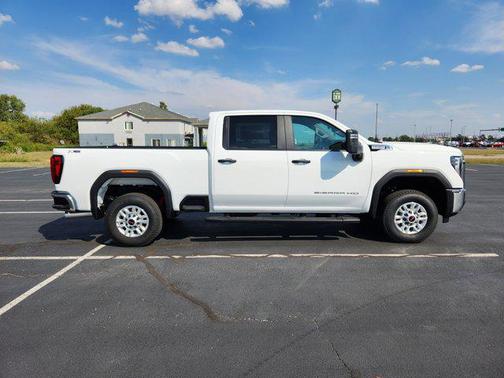 2025 GMC Sierra 2500 Base