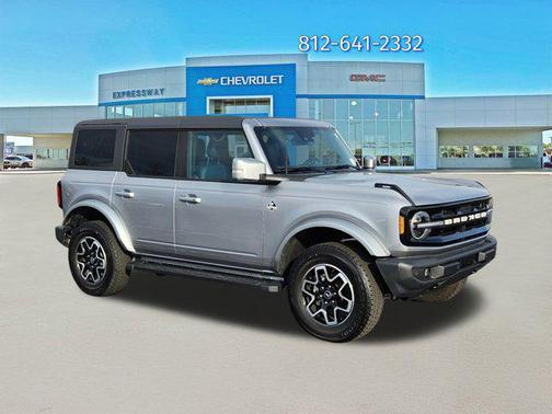 2024 Ford Bronco Outer Banks