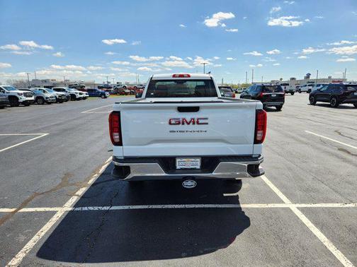 2025 GMC Sierra 1500 Pro
