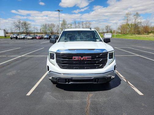 2025 GMC Sierra 1500 Pro