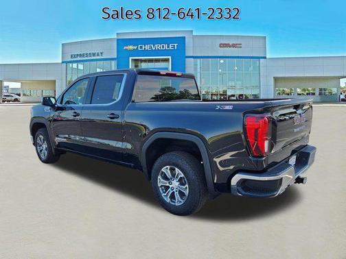 Onyx Black 2026 GMC Sierra 1500 SLE