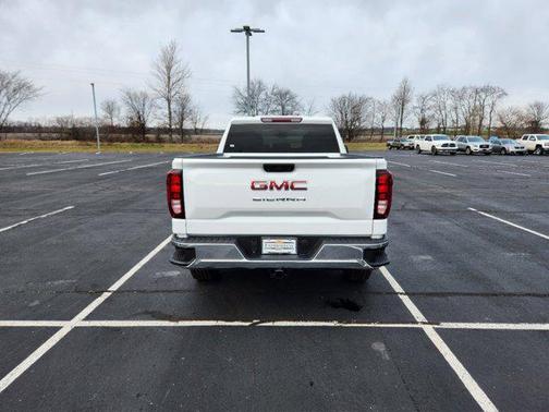 2025 GMC Sierra 1500 Pro