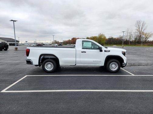 2025 GMC Sierra 1500 Pro