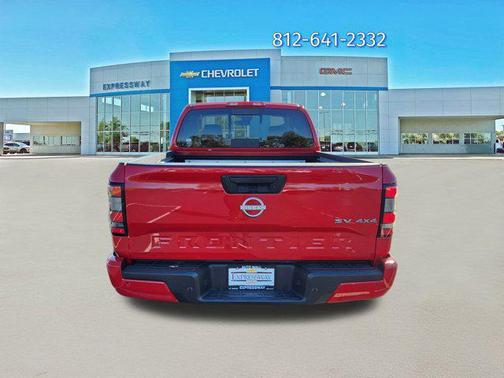 2023 Nissan Frontier SV