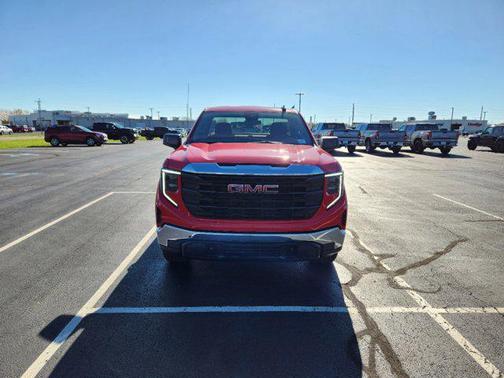 2025 GMC Sierra 1500 Pro