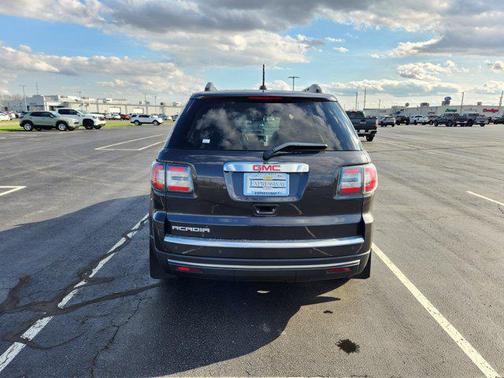 2016 GMC Acadia SLT-1