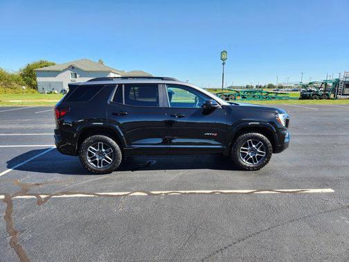 2026 GMC Terrain AWD AT4