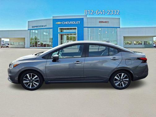 2021 Nissan Versa 1.6 SV