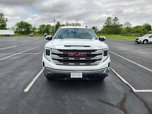 2025 GMC Sierra 1500 SLE
