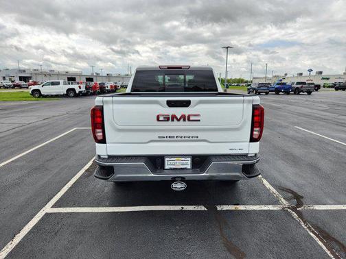 2025 GMC Sierra 1500 SLE
