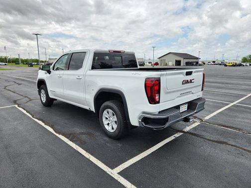 2025 GMC Sierra 1500 SLE