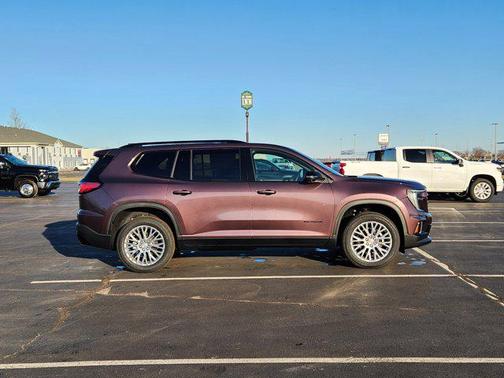 2026 GMC Acadia Elevation FWD