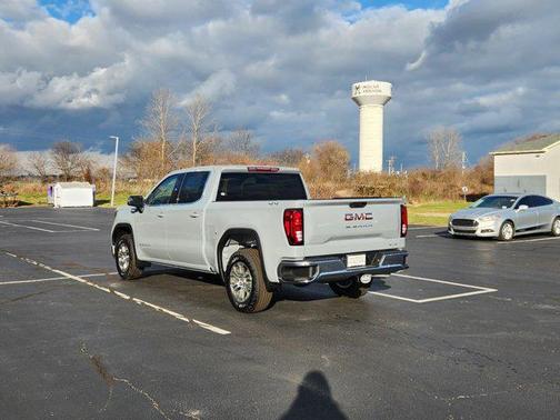 2025 GMC Sierra 1500 SLE