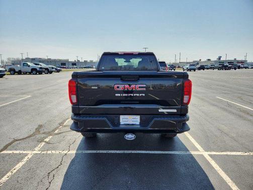 2025 GMC Sierra 1500 Elevation