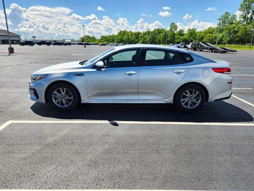 2019 Kia Optima LX
