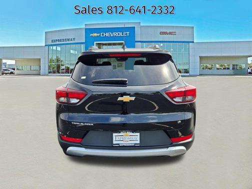 Mosaic Black Metallic 2025 Chevrolet Trailblazer LT