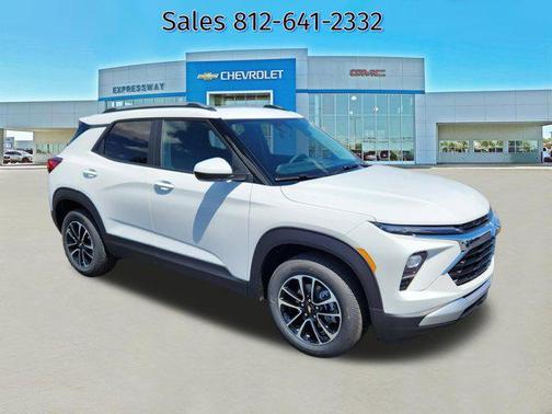 Summit White 2026 Chevrolet Trailblazer LT