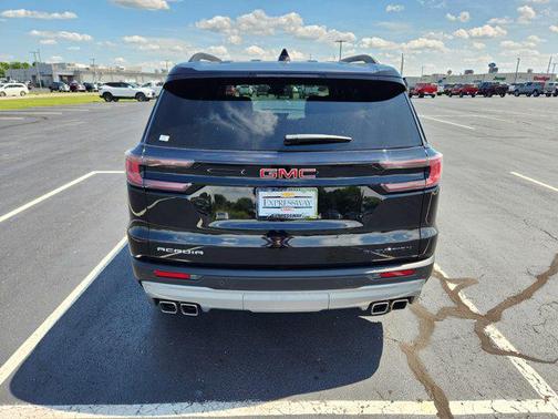 2025 GMC Acadia FWD Elevation