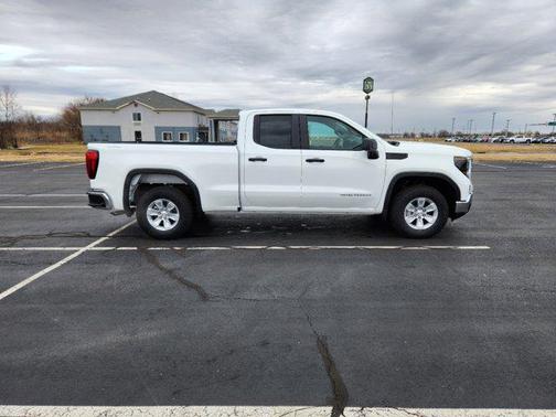 2025 GMC Sierra 1500 Pro