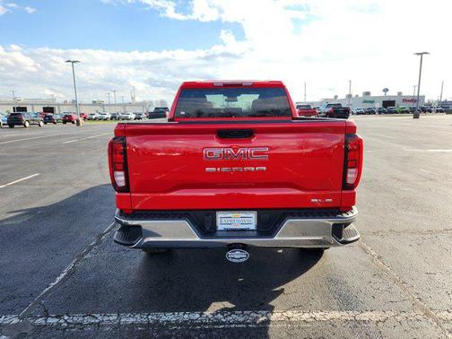 2026 GMC Sierra 1500 SLE