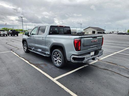 2025 GMC Sierra 1500 SLT