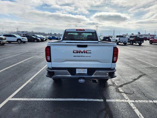 2025 GMC Sierra 1500 Pro